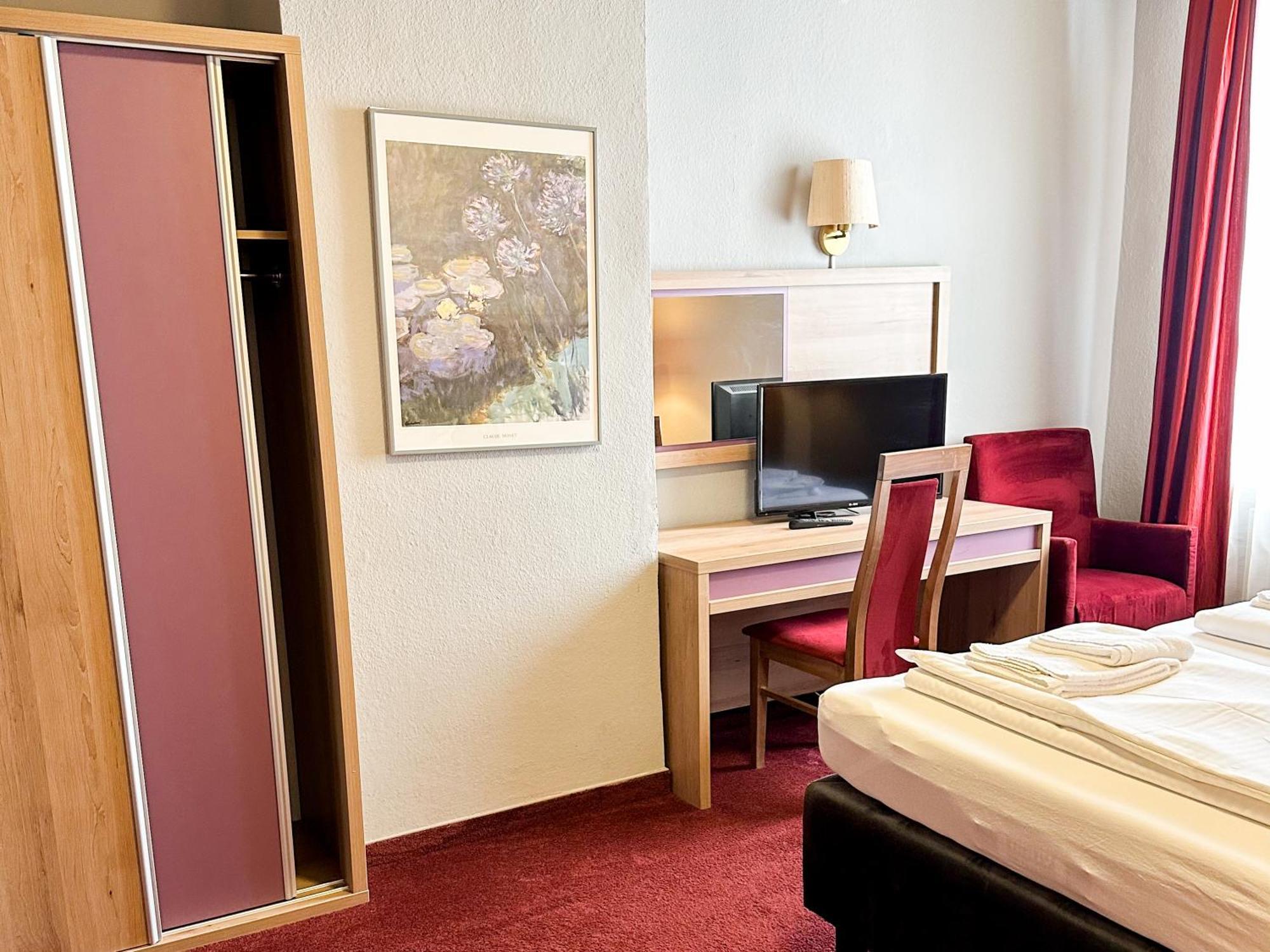Hotel Fraenkischer Hof Kitzingen Exteriör bild